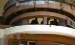 Mai ceva ca pe vremea Securităţii! Protestatarii din Piaţa Universităţii, fotografiaţi om cu om de ofiţeri ai Serviciilor Secrete. Vezi de unde operează