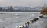 Sofia: Bulgaria şi România au decis suspendarea totală a traficului pe Dunăre
