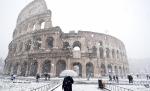 Zăpada distruge istoria. Bucăţi din Colosseum au căzut după topirea zăpezii