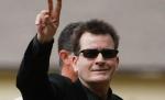 Charlie Sheen: Ashton Kutcher joacă îngrozitor. Este "VARZĂ"!