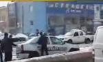 O maşină de poliţie a încurcat circulaţia pe Calea Rahovei. Autoturismul a intrat pe contrasens şi a rămas înzăpezit