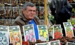 Amenzi de 43.000 de lei şi 80.000 de fire de flori confiscate în urma unei razii în Piaţa George Coşbuc