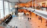 Atentat sinucigaş în aeroport. 9 persoane au murit iar 8 persoane au fost rănite