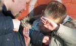 Copil de 13 ani, bătut şi violat de alţi doi minori