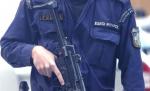 Grecii încep să clacheze: Un bărbat concediat recent şi-a împuşcat fostul şef, apoi a luat doi ostateci