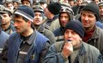 ÎMBRÂNCELI între MINERI şi JANDARMI. Miile de ortaci au deblocat DN 66 după patru ore de proteste în stradă 