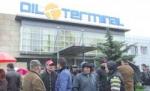 Angajaţii Oil Terminal Constanţa au intrat în grevă generală. Majorarea salarială, principala revendicare