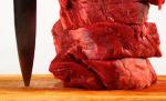 Studiul alarmant care ţi-ar putea schimba obiceiurile alimentare. Carnea roşie omoară unul din zece oameni