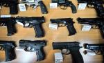 Peste 8.000 de bucureşteni deţin arme letale. Ce pedepse riscă cei care se cred Rambo şi folosesc armele necorespunzător