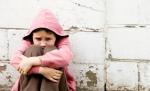 Străinătatea le-a furat părinţii. 80.000 de copii se descurcă singuri în ţară, pentru că părinţii lor muncesc peste hotare