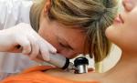 Creştere alarmantă a numărului de cazuri de cancer de piele la persoane sub 40 de ani