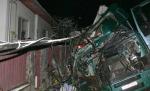 Trei oameni au murit într-un groaznic accident. Un tir s-a răsturnat într-o curbă provocând dezastru