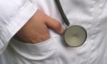 Aproape 80% dintre bucureştenii care au dat şpagă în spital spun că banii au fost pentru asistente