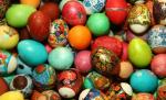 Găsiţi în magazine ouă de Paşte şi vopsele pentru toate gusturile şi buzunarele 