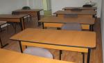 Fotografii incendiare cu o profesoară sărutându-şi elevul. Vezi ce măsuri a luat conducerea liceului