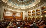Răi de plată: Parlamentari cu averi impresionante şi cu datorii la stat