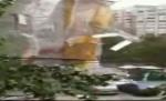Imagini incredibile în Capitală! Scene de groază în timpul furtunii