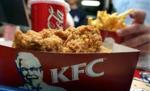 KFC, obligat să plătească daune de 8,3 milioane de dolari unei fetiţe care a paralizat după ce a mâncat "Twister" cu salmonela 