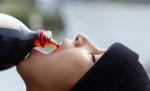 Băutura pe care o consumi aproape zilnic, contaminată. O fabrică a fost deja închisă