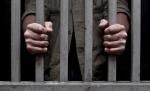 Şi-au omorât prietenul de pahar şi i-au abandonat cadavrul într-un şanţ