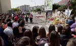 "Copiii plâng dar au regăsit forţa de a reveni". Au fost reluate cursurile la liceul din Italia, vizat de un atentat