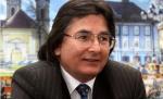 Nicolae Robu, candidatul USL la Primăria Timişoarei, nu se retrage din cursa electorală, deşi este internat la Cardiologie
