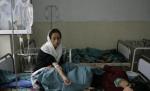 Zeci de eleve au fost otrăvite în Afganistan. Anchetatorii suspectează că este vorba de un atac taliban