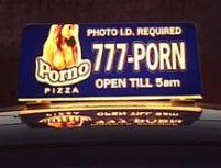 Prima pizzerie porno s-a deschis în Canada
