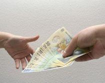 Pomenile electorale costă două miliarde euro ce vor fi acoperiţi din creşterea taxelor în 2009

