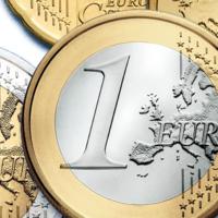 Protecţia Consumatorilor: Băncile nu pot invoca doar criza financiară pentru mărirea creditelor