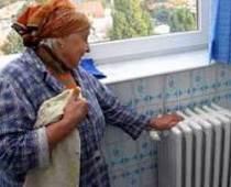 Iarnă cu duşuri şi calorifere reci, din cauza datoriilor RADET către Apa Nova şi ELCEN