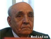 Vasile Paraschiv refuză distincţia înmânată de Băsescu, considerând că preşedintele este comunist