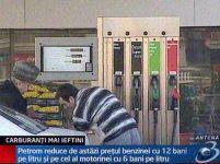 Benzină şi motorină mai ieftine la Rompetrol. Reduceri de 12 bani, respectiv 6 bani pe litru