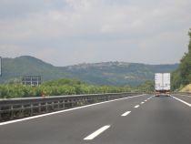 Construcţia de autostrăzi debutează cu o amânare

