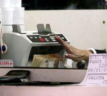 Guvernul bazează bugetul 2009 pe o creştere economică de 3,5% şi un deficit de două procente

