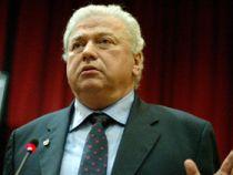 Talpeş: ?Preşedintele trebuie să ştie când se îmbată soţiile ambasadorilor?

