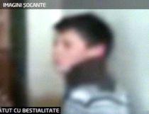 Un profesor din Olt, surprins în timp ce bate fără milă un elev (IMAGINI ŞOCANTE)