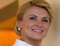 Consiliera lui Stolojan îşi mută sfaturile la Cancelaria premierului
