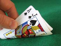 Cazinourile americane în alertă, după ce o aplicaţie pentru iPhone permite trişarea la Blackjack