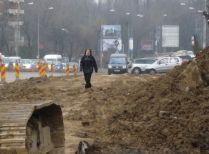 Pieton în Bucureşti: O zi obişnuită prin noroaiele din Capitală (FOTO)