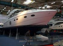 Salonul Nautic Internaţional Bucureşti. Cea mai scumpă barcă: un milion de euro (FOTO)