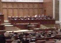 Deputaţii dezbat moţiunea simplă "Agricultura şi dezvoltarea rurală spre dezastru", depusă de PNL