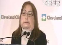 Viaţă nouă pentru o americancă: Femeie cu transplat de faţă, într-o conferinţă de presă (VIDEO)