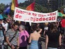 Gay Parade. Comunitatea homosexualilor organizat un marş pe străzile Bucureştiului (VIDEO)