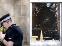 Belfast. Mai multe familii de români, atacate de o grupare rasistă