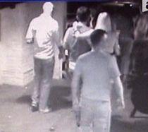 Delia Matache, iubitul ei şi Codin Maticiuc, zis Poponeţ, atacaţi cu cuţite de doi bărbaţi (VIDEO)