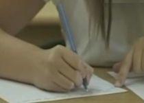 Perle de la BAC: "Prin noapte, poetul a zărit sclipiciul de la pleoapele ei fardate" (VIDEO)