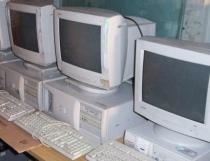 Culmea hoţiei: A furat computerul puşcăriei în care era închis
