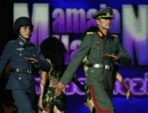 Primarul Radu Mazăre şi fiul său, în costume de ofiţeri nazişti (FOTO)