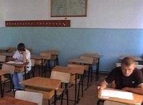Sesiunea de toamnă a bacalaureatului continuă cu proba scrisă la Limba şi literatura română